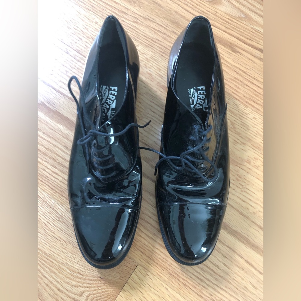 Salvatore Ferragamo black patent Oxford size 9. Like new!